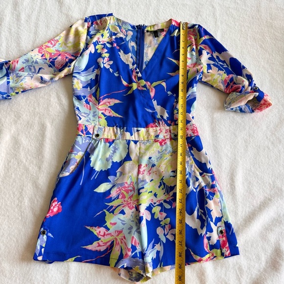 Yumi Kim Blue Floral Romper Size S - Picture 6 of 13